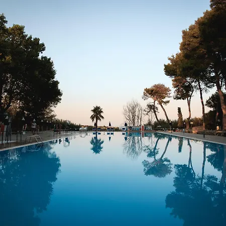 Borgo Mulino D'acqua Кемпинг Отранто
